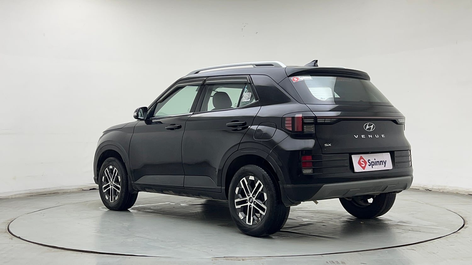 Used 2022 Hyundai Venue SX 1.2 Petrol Petrol Manual exterior LEFT REAR CORNER VIEW