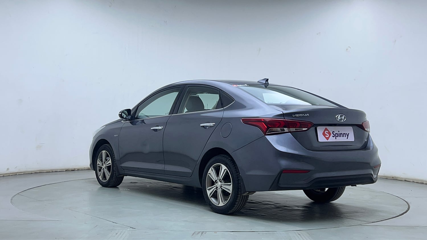 Used 2017 Hyundai Verna SX (O) 1.6 VTVT AT Petrol Automatic exterior LEFT REAR CORNER VIEW