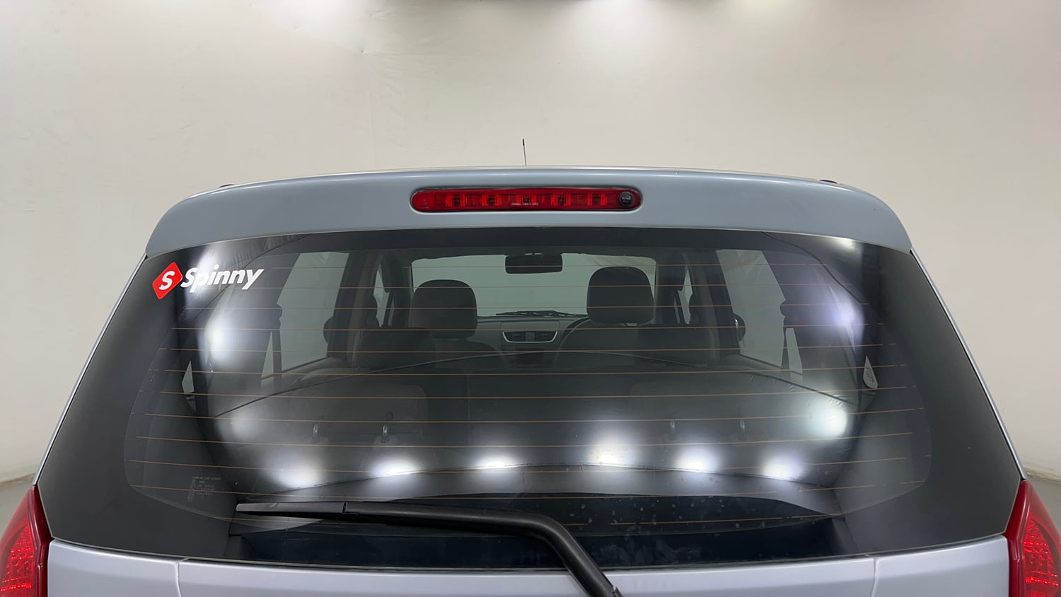 Used 2014 Maruti Suzuki Ertiga ZXi Petrol Manual exterior BACK WINDSHIELD VIEW
