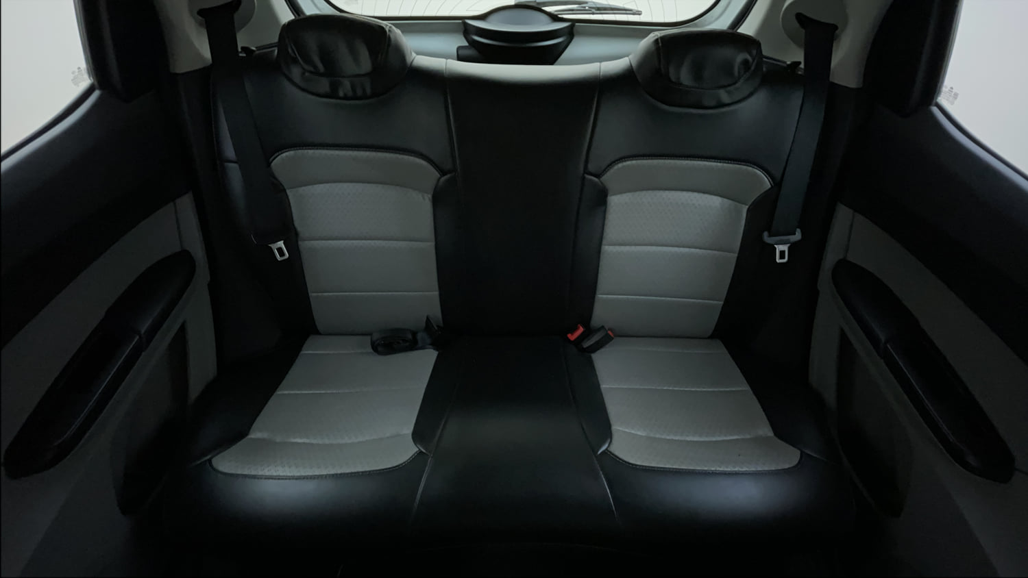 Used 2021 Tata Tiago XZ Plus Dual Tone Petrol Manual interior REAR SEAT CONDITION VIEW