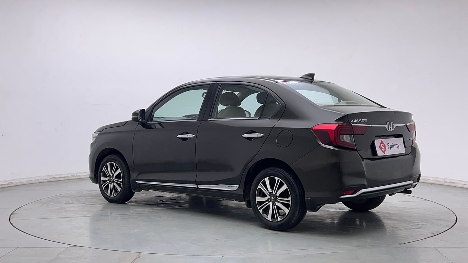 Used 2023 Honda Amaze VX 1.2 Petrol CVT Petrol Automatic exterior LEFT REAR CORNER VIEW