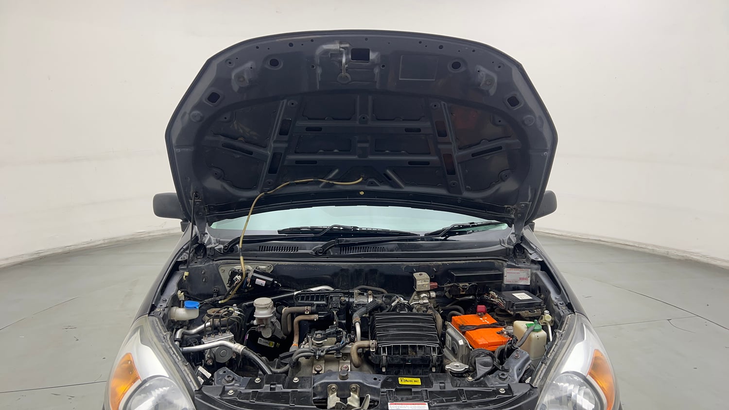 Used 2022 Maruti Suzuki Alto 800 LXi (O) CNG Cng Manual engine ENGINE & BONNET OPEN FRONT VIEW