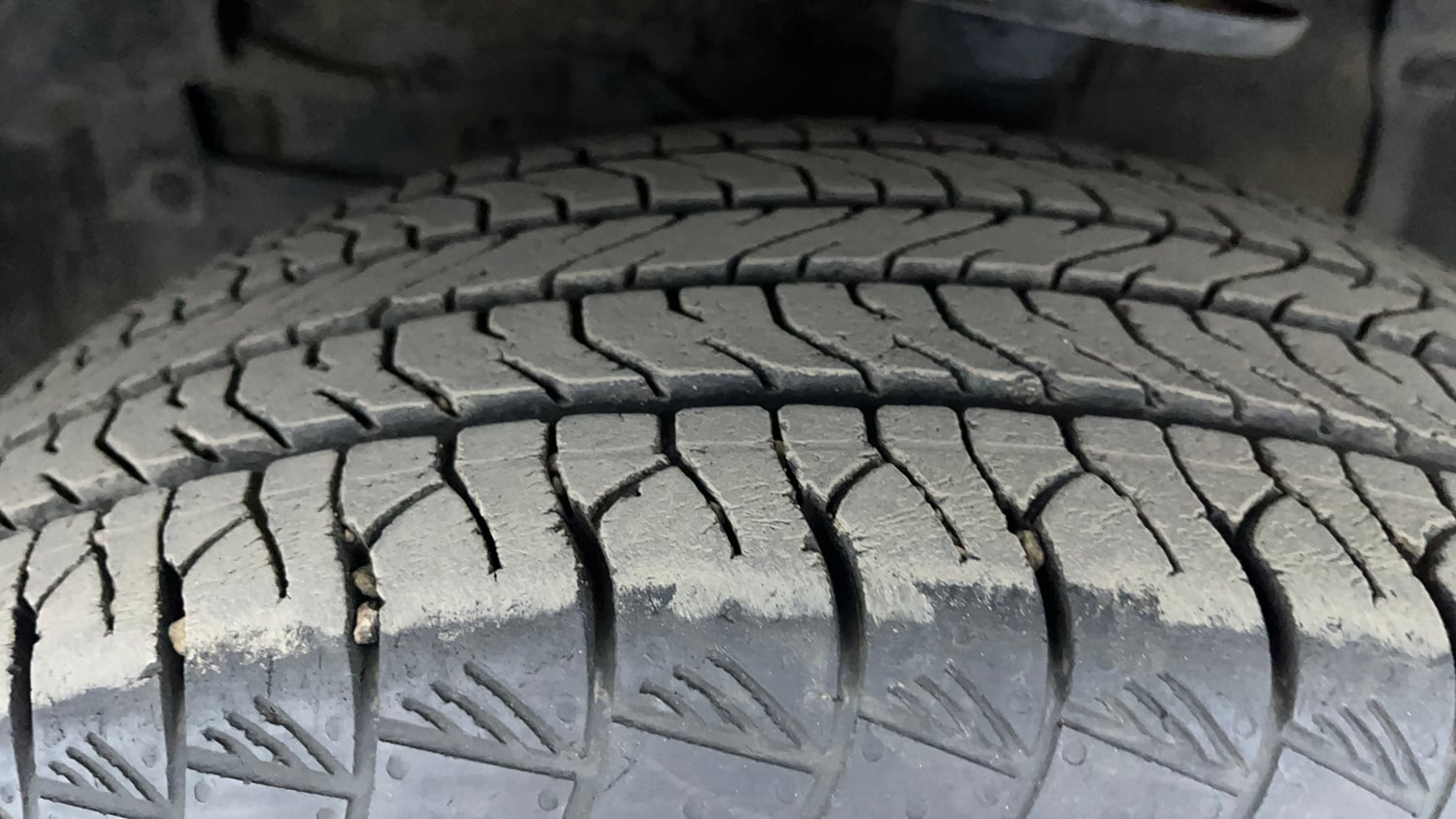 Used 2024 Maruti Suzuki Grand Vitara Sigma Smart Hybrid Petrol Manual tyres LEFT FRONT TYRE TREAD VIEW
