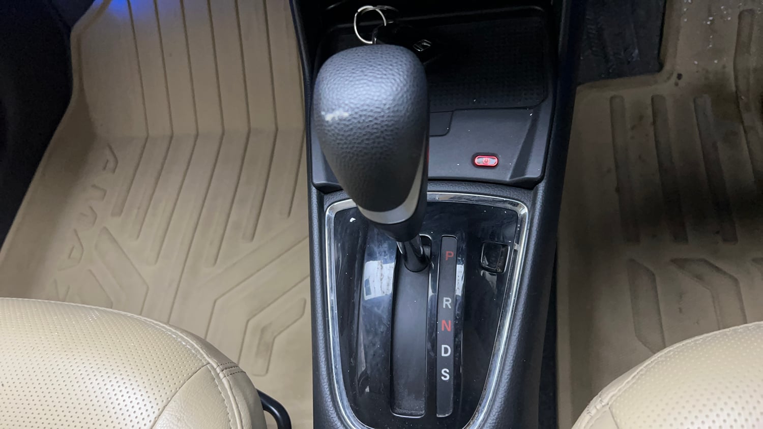 Used 2023 Honda Amaze VX 1.2 Petrol CVT Petrol Automatic interior GEAR  KNOB VIEW