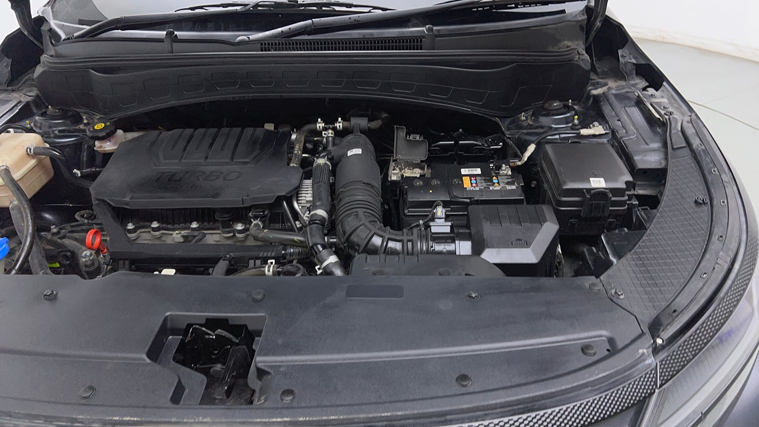 Used 2024 Kia Seltos X Line 1.5 Turbo Petrol DCT Petrol Automatic engine ENGINE LEFT SIDE VIEW