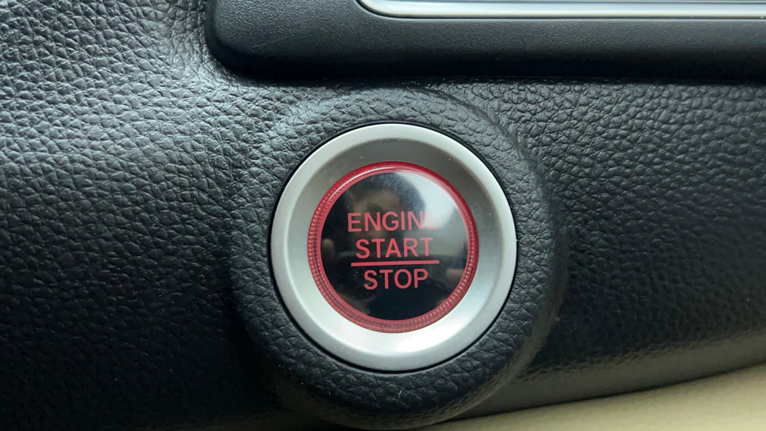 Used 2023 Honda Amaze VX 1.2 Petrol CVT Petrol Automatic top_features Keyless start