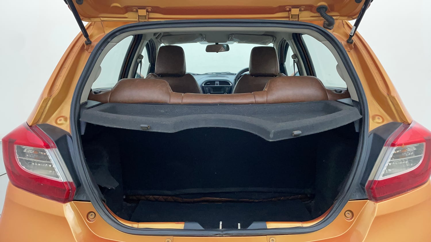 Used 2018 Tata Tiago Revotron XZ Petrol Manual interior DICKY INSIDE VIEW