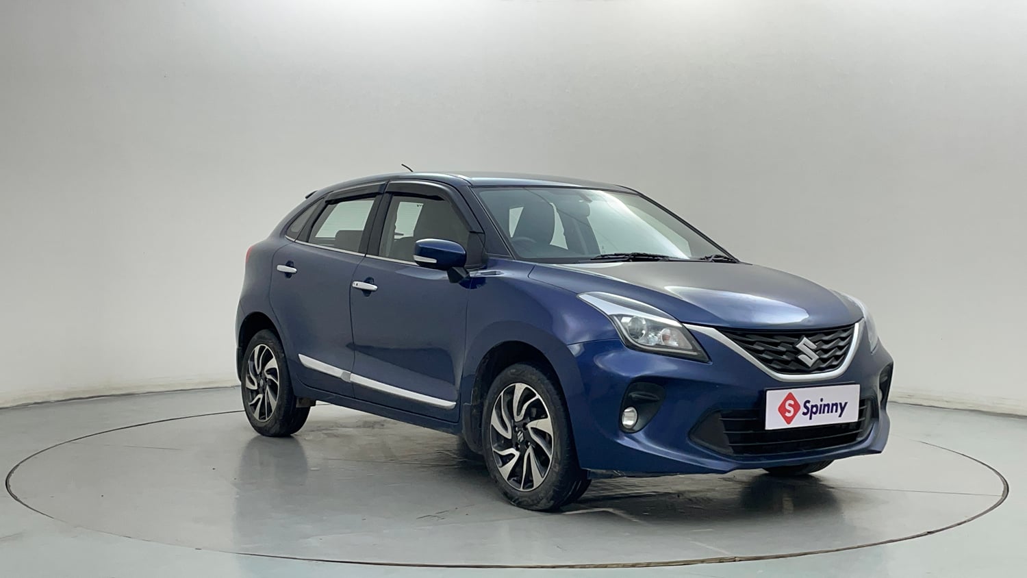 Used 2019 Maruti Suzuki Baleno Zeta 1.2 Petrol Manual exterior RIGHT FRONT CORNER VIEW