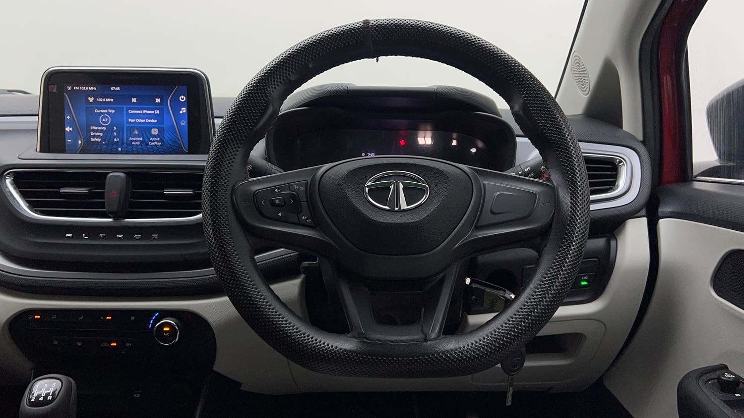 Used 2023 Tata Altroz XM Plus iCNG Cng Manual interior STEERING VIEW