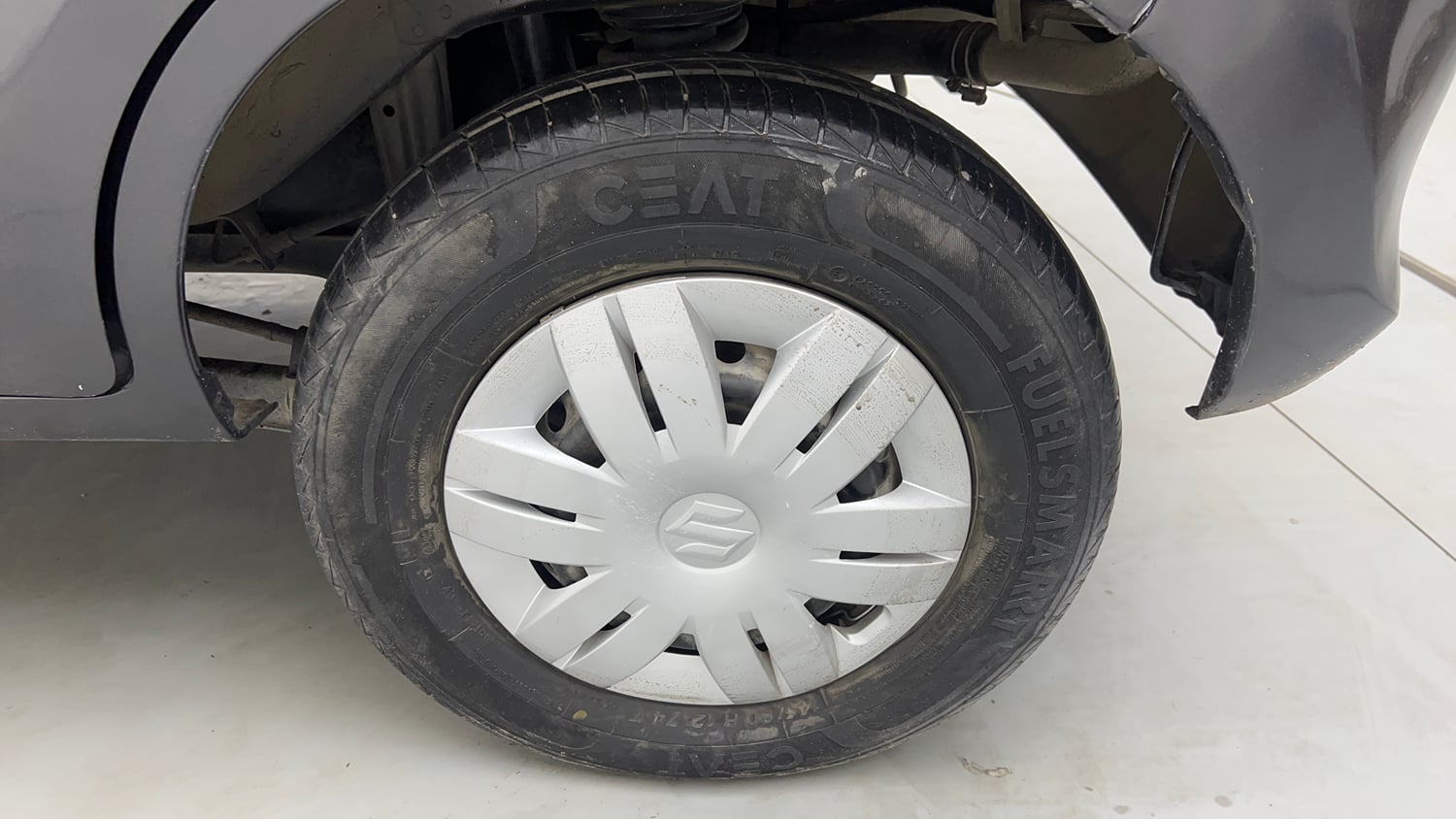 Used 2022 Maruti Suzuki Alto 800 LXi (O) CNG Cng Manual tyres LEFT REAR TYRE RIM VIEW