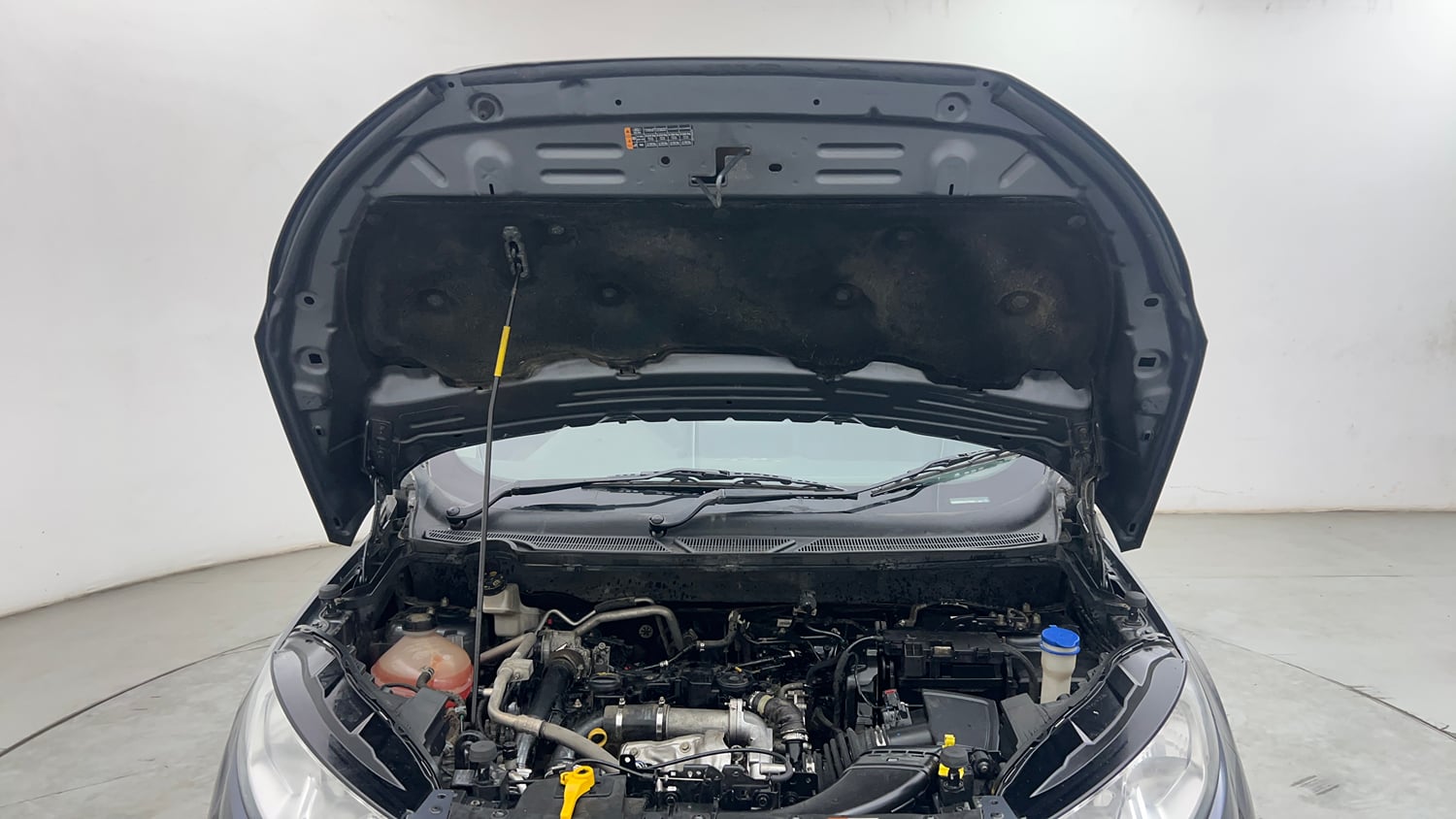 Used 2020 Ford EcoSport Trend 1.5L TDCi Diesel Manual engine ENGINE & BONNET OPEN FRONT VIEW