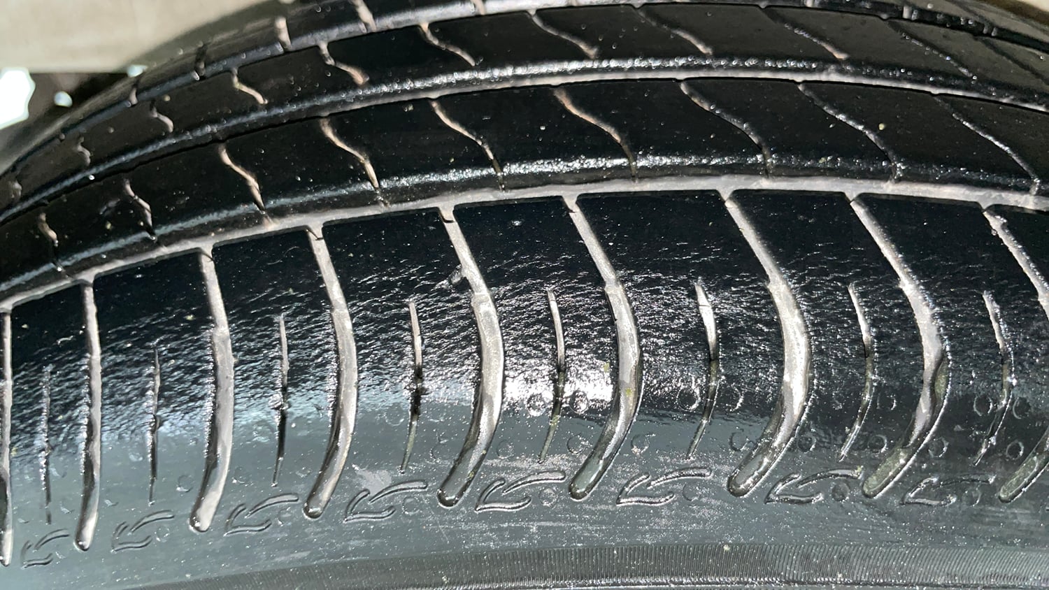 Used 2024 Maruti Suzuki Wagon R VXI 1.0 Petrol Manual tyres RIGHT REAR TYRE TREAD VIEW