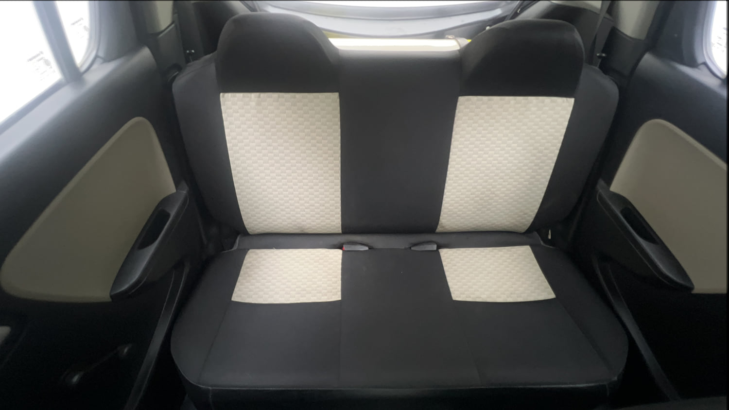 Used 2022 Maruti Suzuki Alto 800 LXi (O) CNG Cng Manual interior REAR SEAT CONDITION VIEW