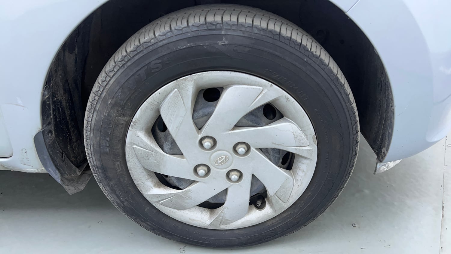 Used 2020 Hyundai Santro Sportz Petrol Manual tyres RIGHT FRONT TYRE RIM VIEW