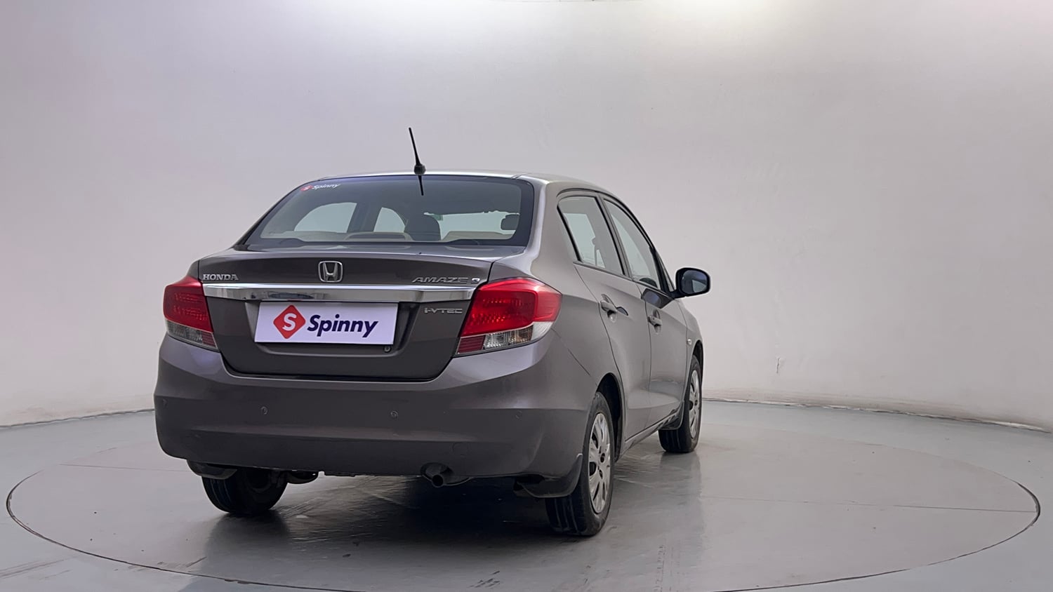 Used 2014 Honda Amaze 1.2 S i-VTEC Petrol Manual exterior RIGHT REAR CORNER VIEW