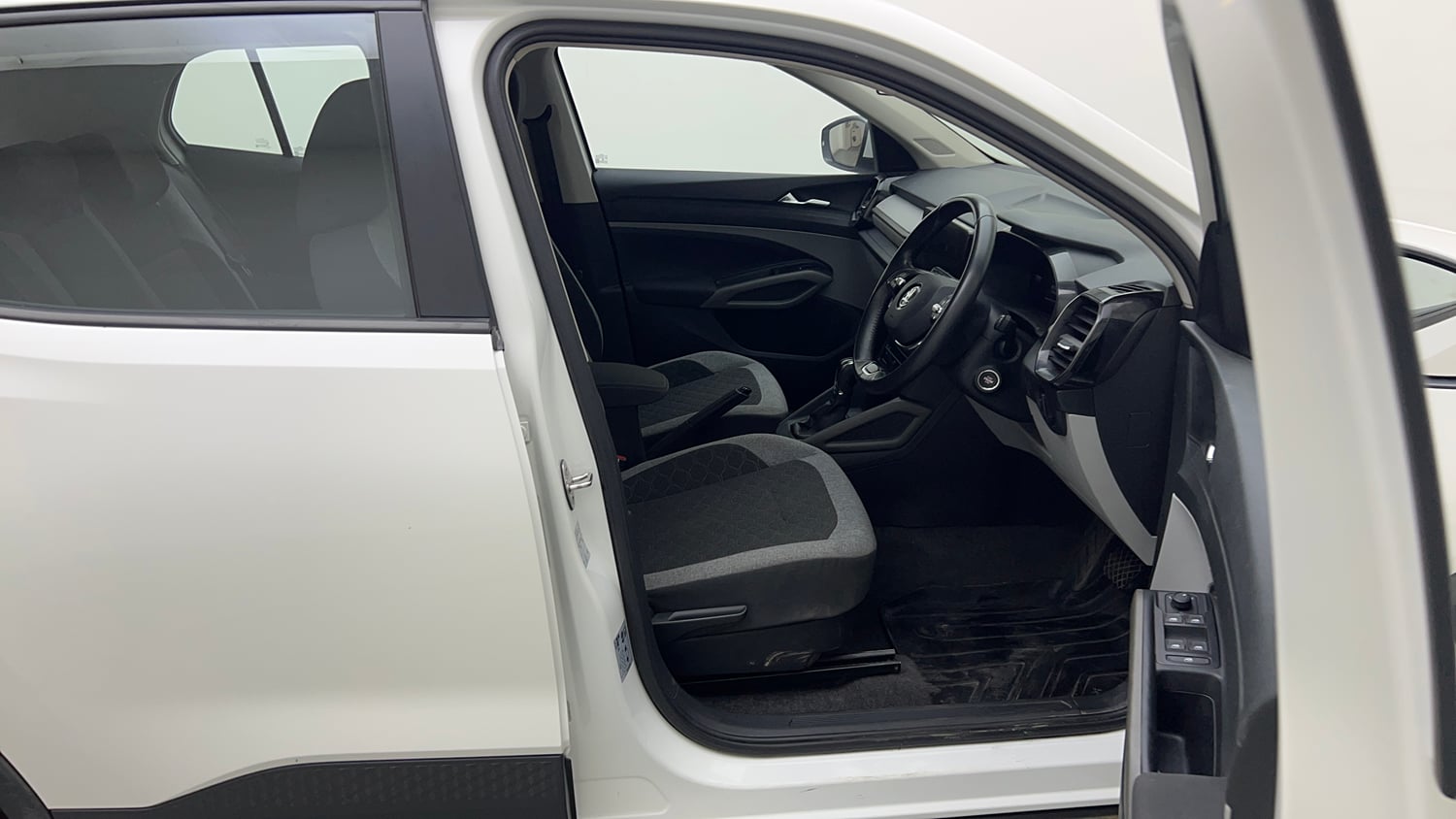 Used 2025 Skoda Kylaq Signature Plus AT Petrol Automatic interior RIGHT SIDE FRONT DOOR CABIN VIEW