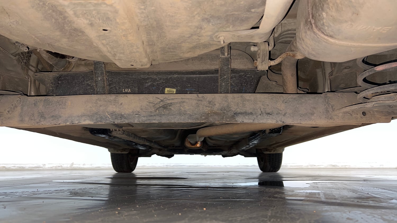 Used 2016 Hyundai Grand i10 Magna 1.2 Kappa VTVT Petrol Manual extra REAR UNDERBODY VIEW (TAKEN FROM REAR)