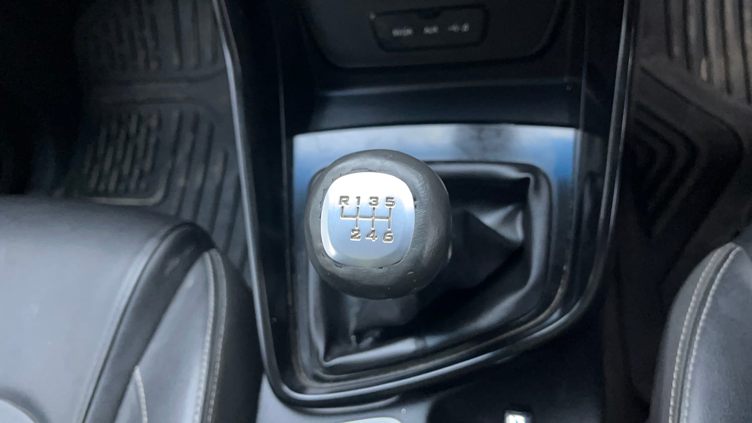 Used 2019 MG Motors Hector Sharp 2.0 Diesel Diesel Manual interior GEAR  KNOB VIEW