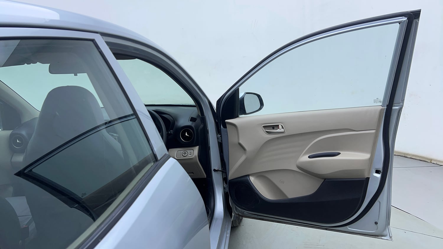 Used 2020 Hyundai Santro Sportz Petrol Manual interior RIGHT FRONT DOOR OPEN VIEW