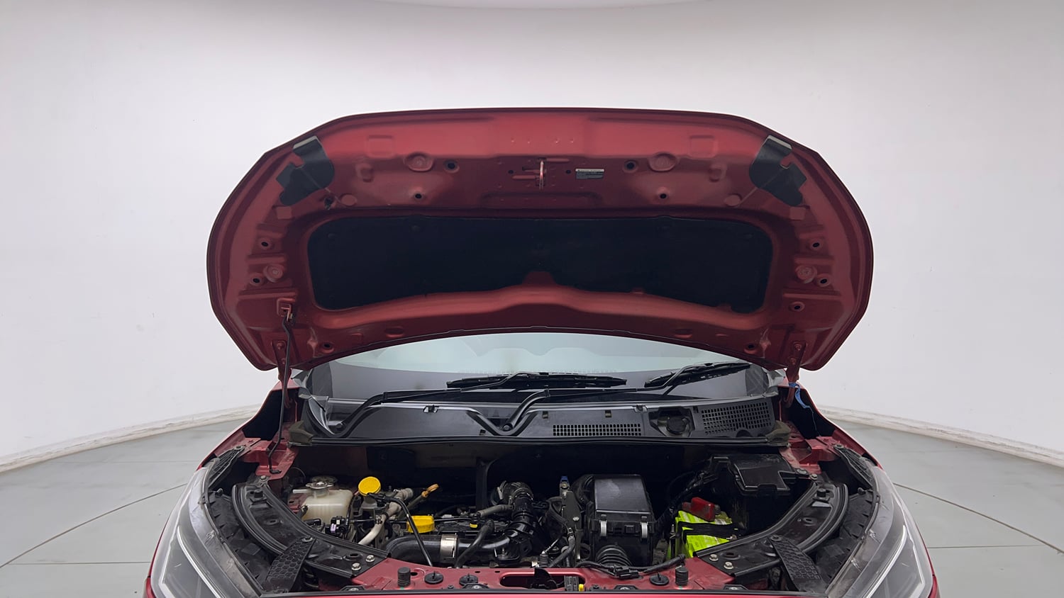Used 2021 Nissan Magnite XV Premium Turbo (O) CVT Dual Tone Petrol Automatic engine ENGINE & BONNET OPEN FRONT VIEW