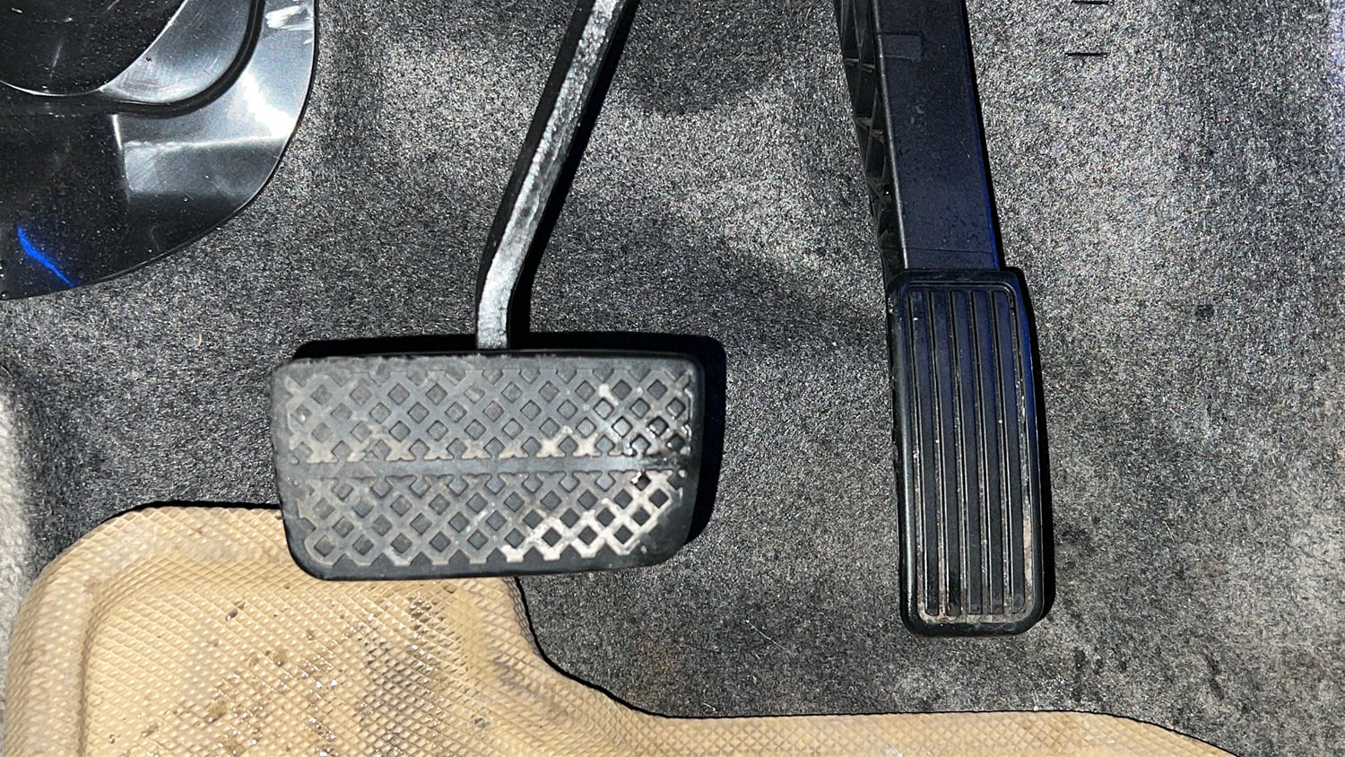 Used 2023 Honda Amaze VX 1.2 Petrol CVT Petrol Automatic interior PEDALS VIEW