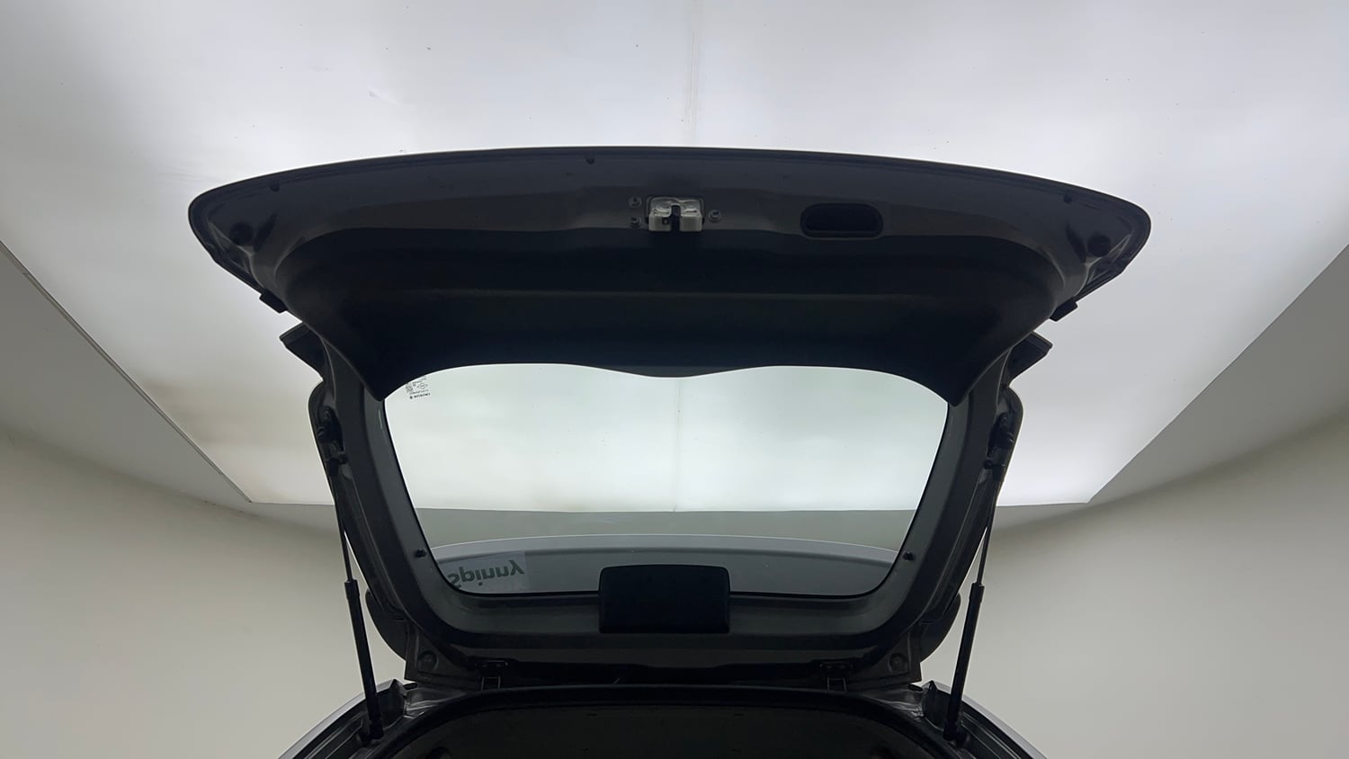 Used 2020 Maruti Suzuki Ignis Delta 1.2 AMT Petrol Automatic interior DICKY DOOR OPEN VIEW