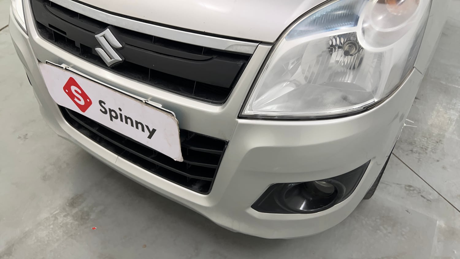 Used 2013 Maruti Suzuki Wagon R VXI Petrol Manual dents MINOR SCRATCH