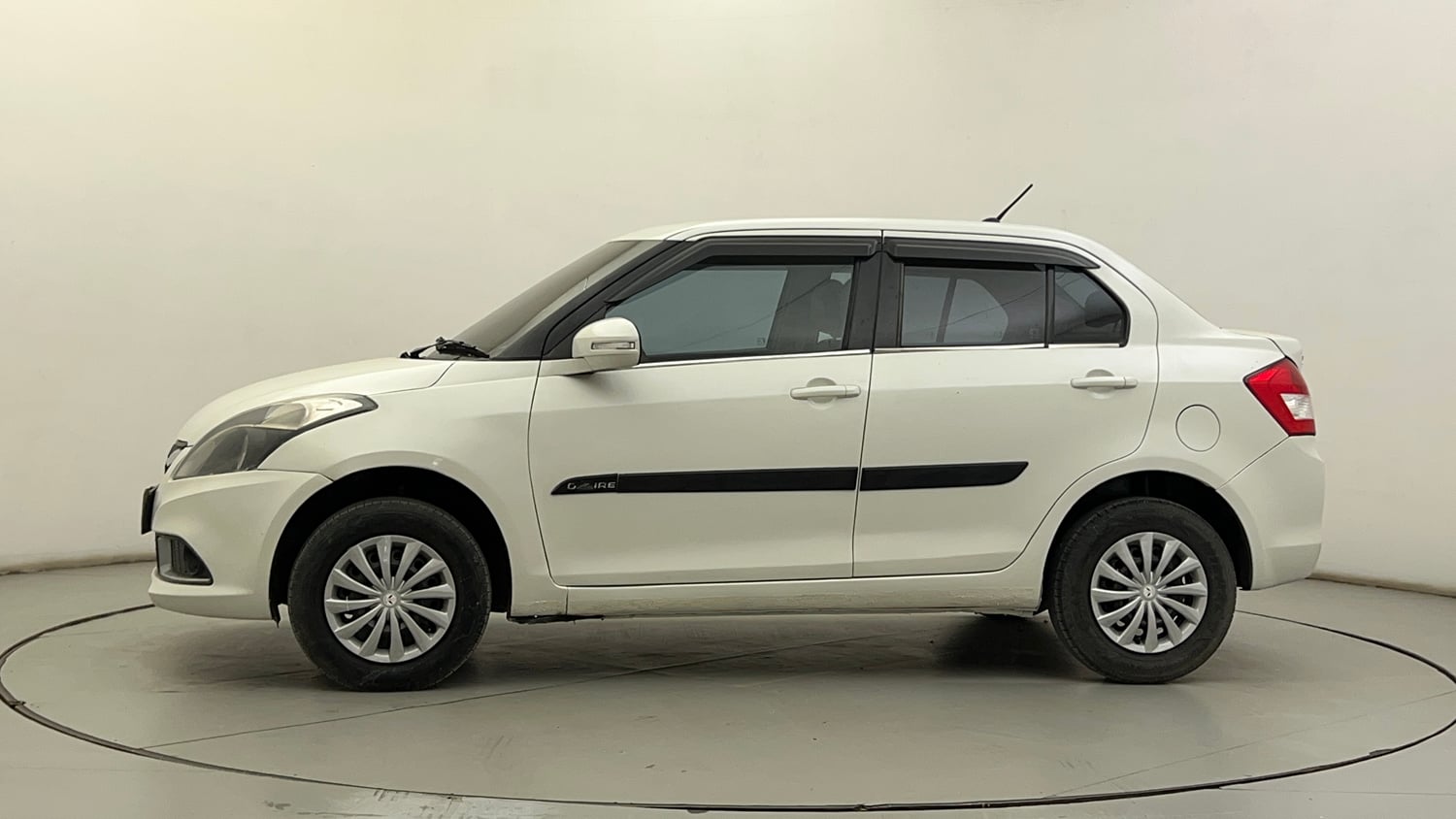Used 2016 Maruti Suzuki Swift Dzire VXI Petrol Manual exterior LEFT SIDE VIEW