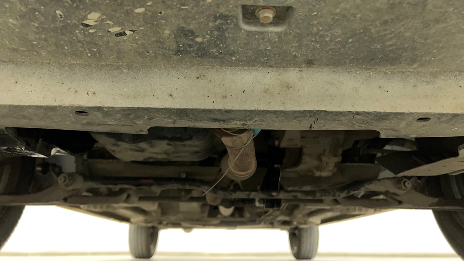 Used 2019 Tata Tiago Revotron XZ w/o Alloy Petrol Manual extra FRONT LEFT UNDERBODY VIEW