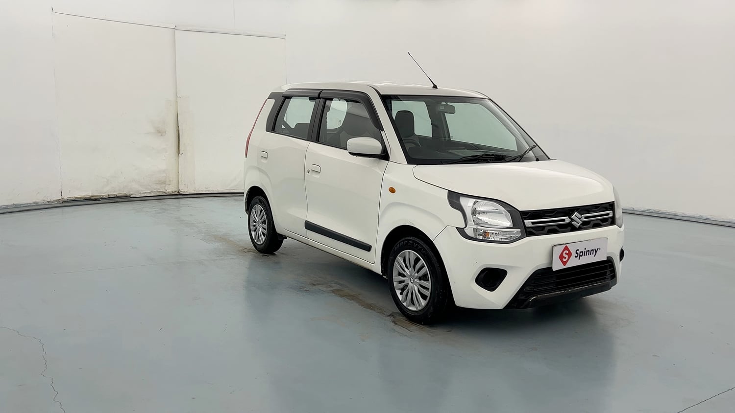 Used 2022 Maruti Suzuki Wagon R ZXI 1.2 Petrol Manual exterior RIGHT FRONT CORNER VIEW