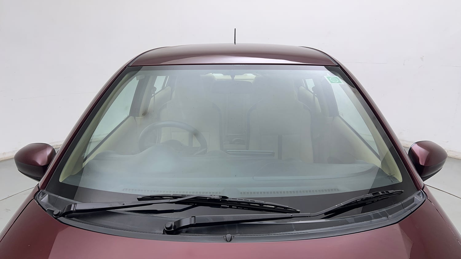 Used 2014 Honda Amaze 1.2 SX i-VTEC Petrol Manual exterior FRONT WINDSHIELD VIEW