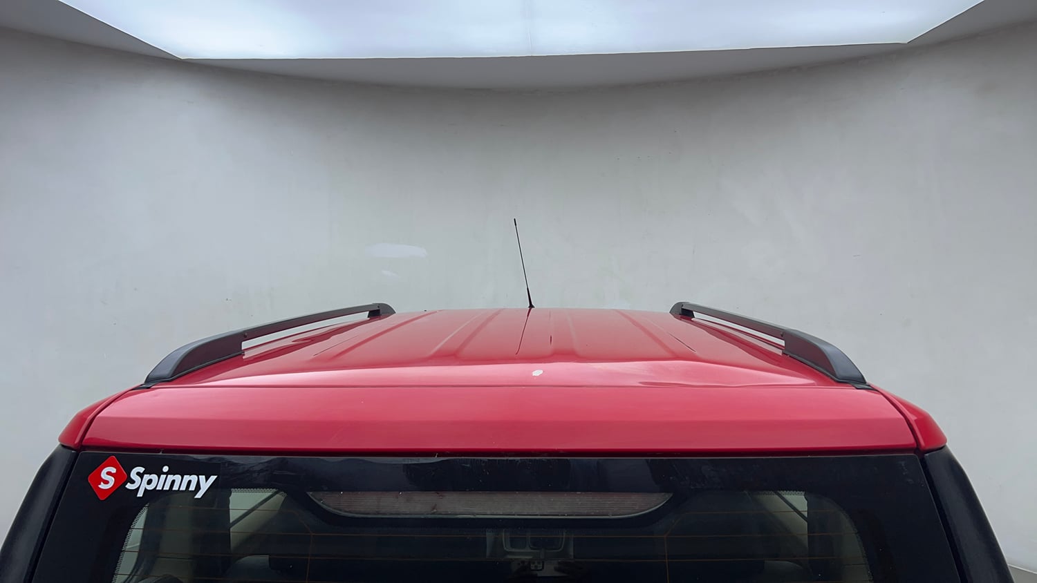 Used 2019 Mahindra TUV300 T6 Plus Diesel Manual exterior EXTERIOR ROOF VIEW