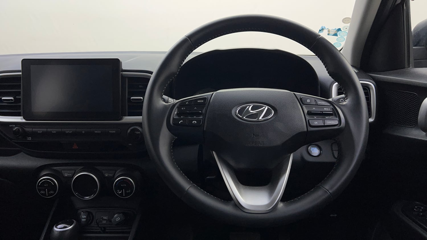 Used 2020 Hyundai Venue SX Plus 1.0 Turbo DCT Petrol Automatic interior STEERING VIEW