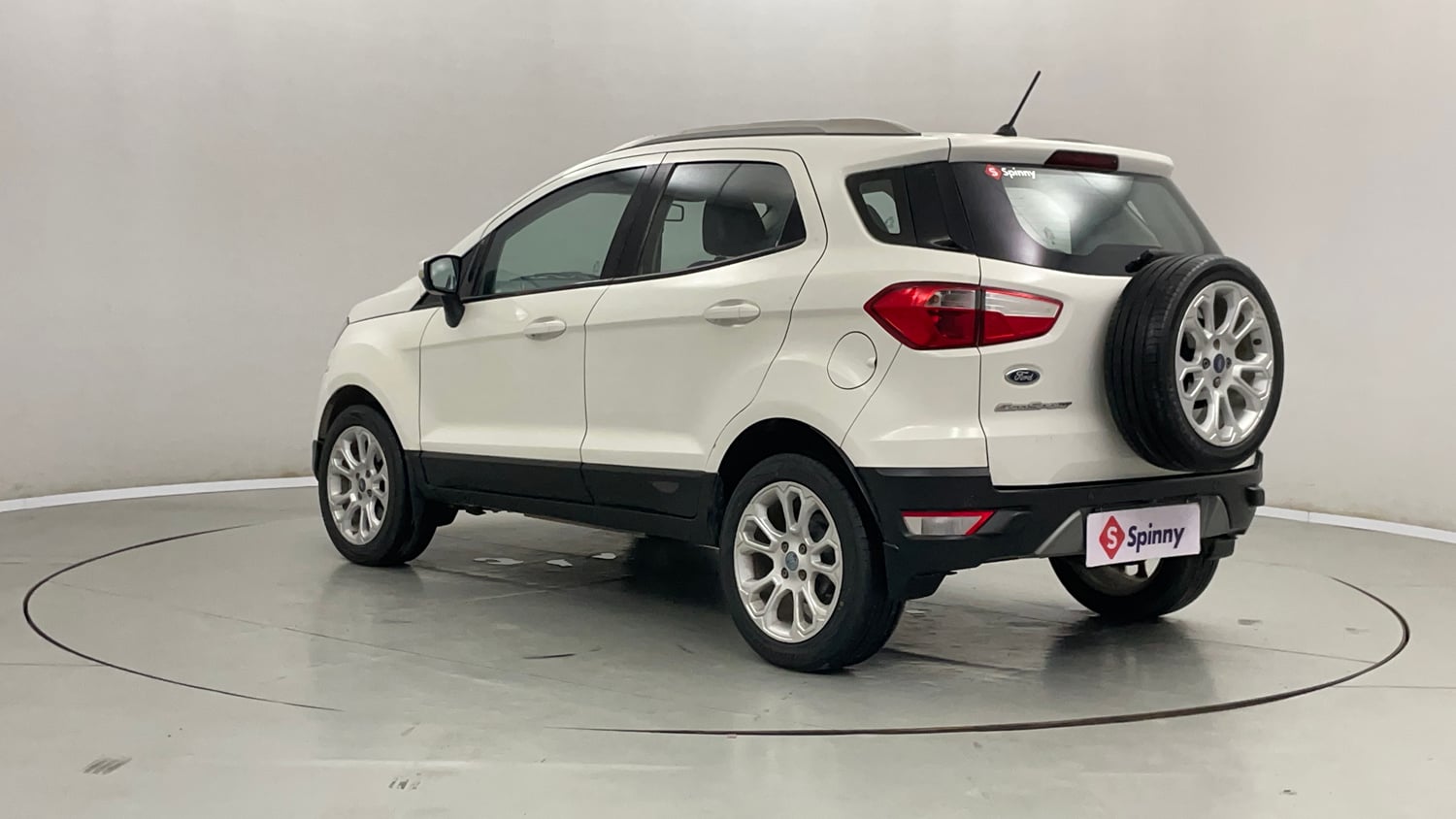 Used 2018 Ford EcoSport Titanium + 1.5L TDCi Diesel Manual exterior LEFT REAR CORNER VIEW