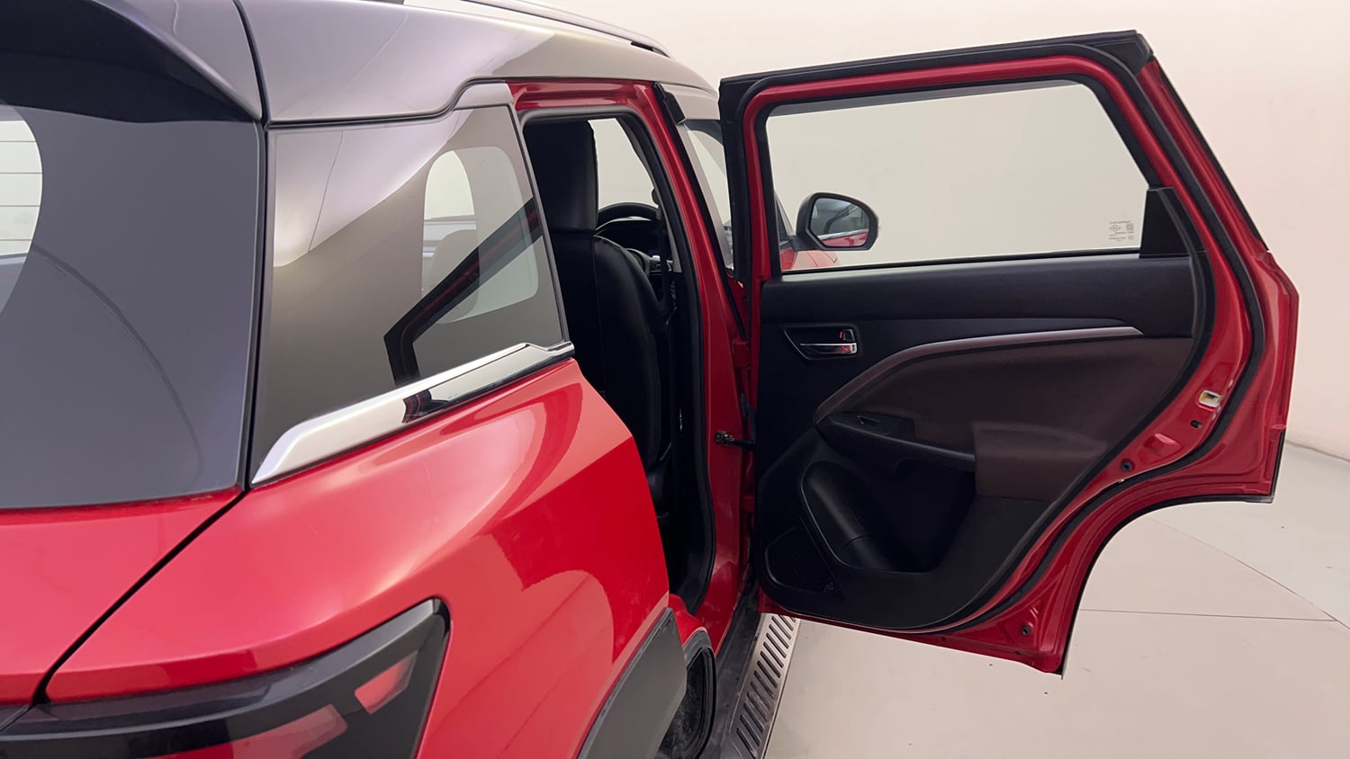 Used 2023 Maruti Suzuki Brezza Zxi Dual Tone Petrol Manual interior RIGHT REAR DOOR OPEN VIEW