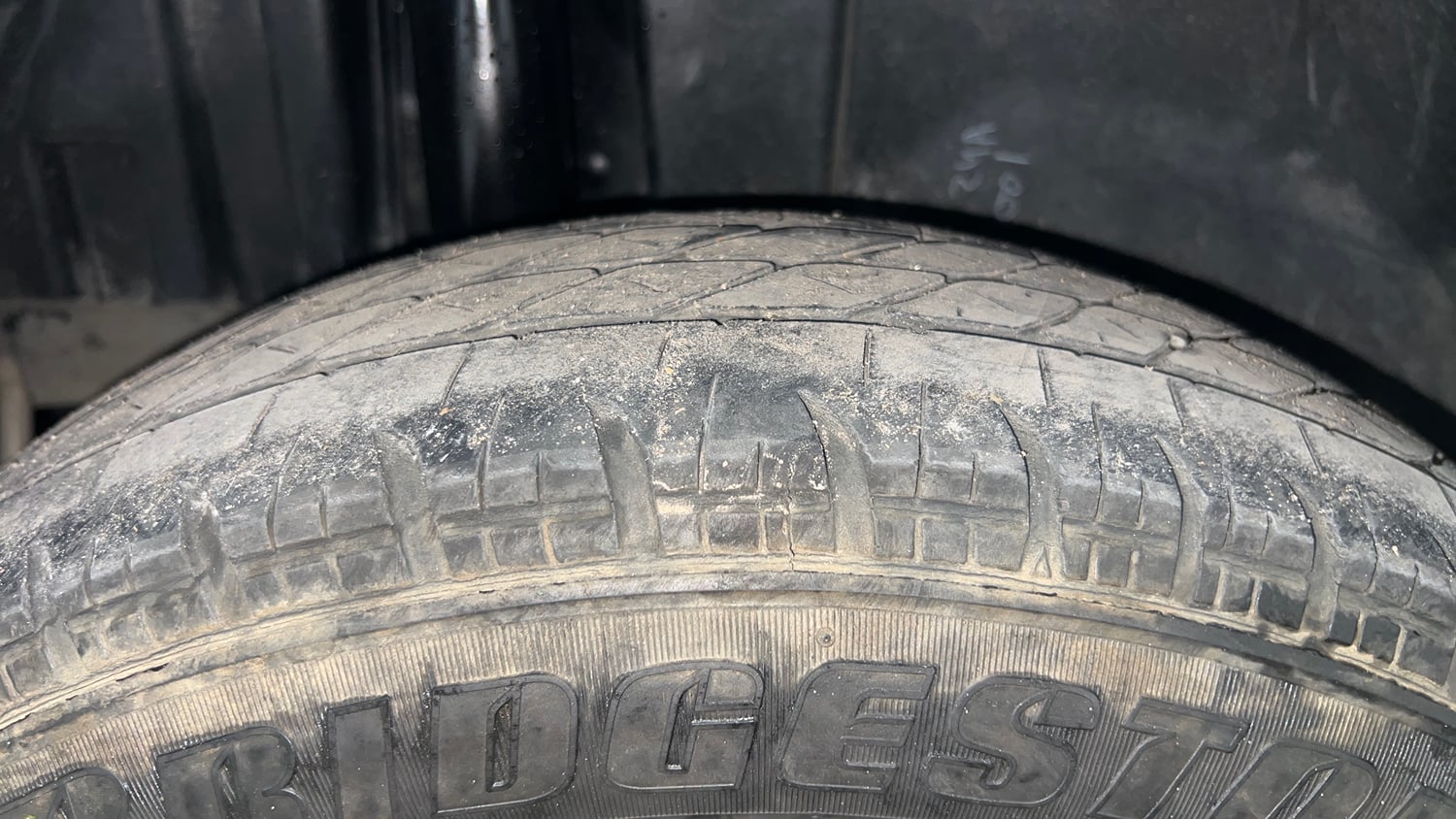 Used 2016 Maruti Suzuki Swift VXi Petrol Manual tyres RIGHT REAR TYRE TREAD VIEW