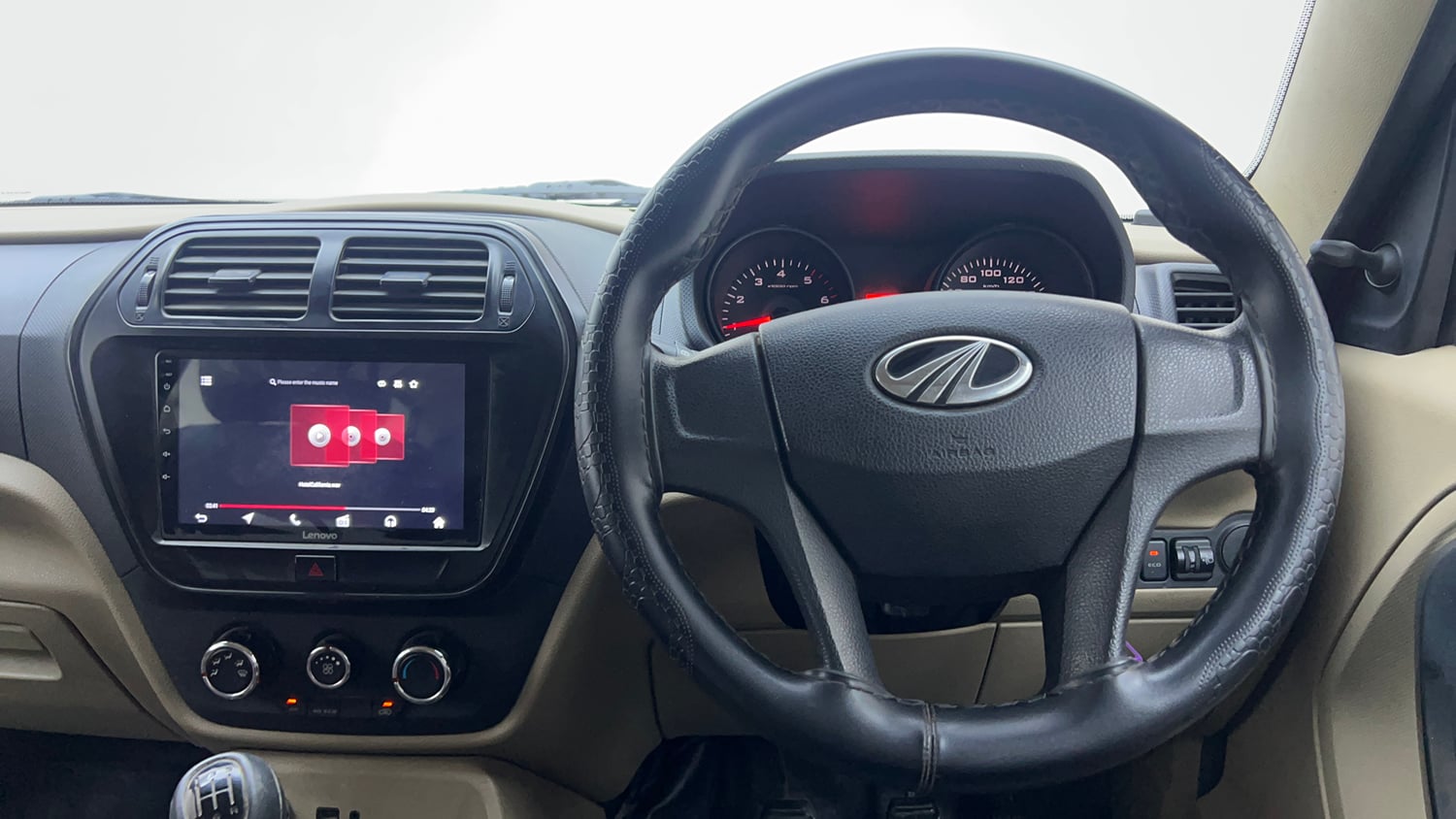Used 2019 Mahindra TUV300 T6 Plus Diesel Manual interior STEERING VIEW