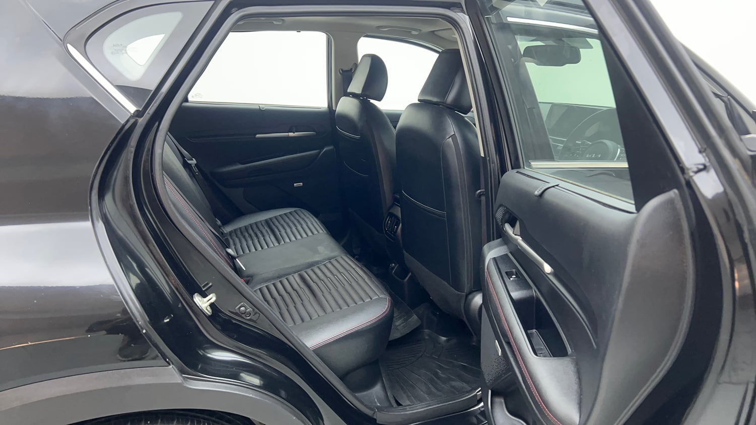 Used 2023 Kia Sonet GTX Plus 1.0 Turbo Petrol DCT Petrol Automatic interior RIGHT SIDE REAR DOOR CABIN VIEW