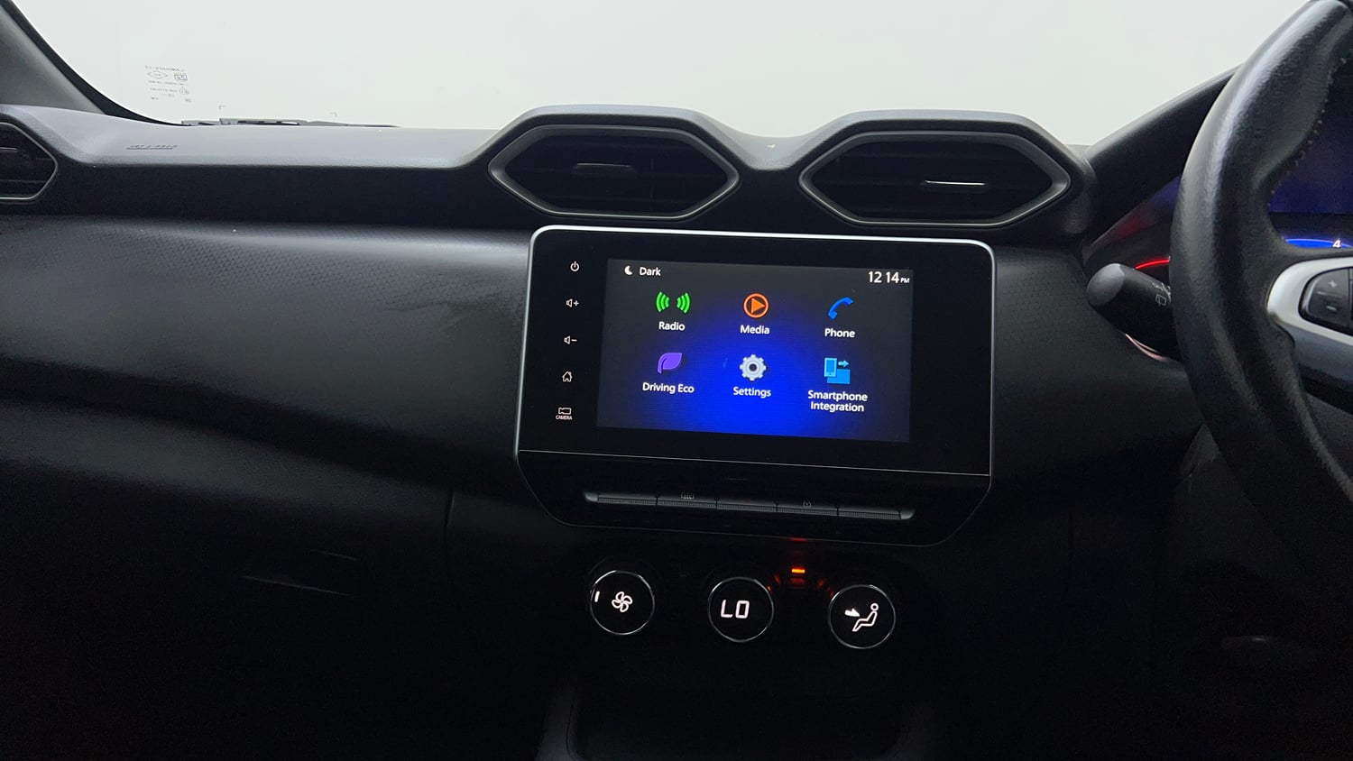 Used 2021 Nissan Magnite XV Premium Turbo (O) CVT Dual Tone Petrol Automatic interior MUSIC SYSTEM & AC CONTROL VIEW
