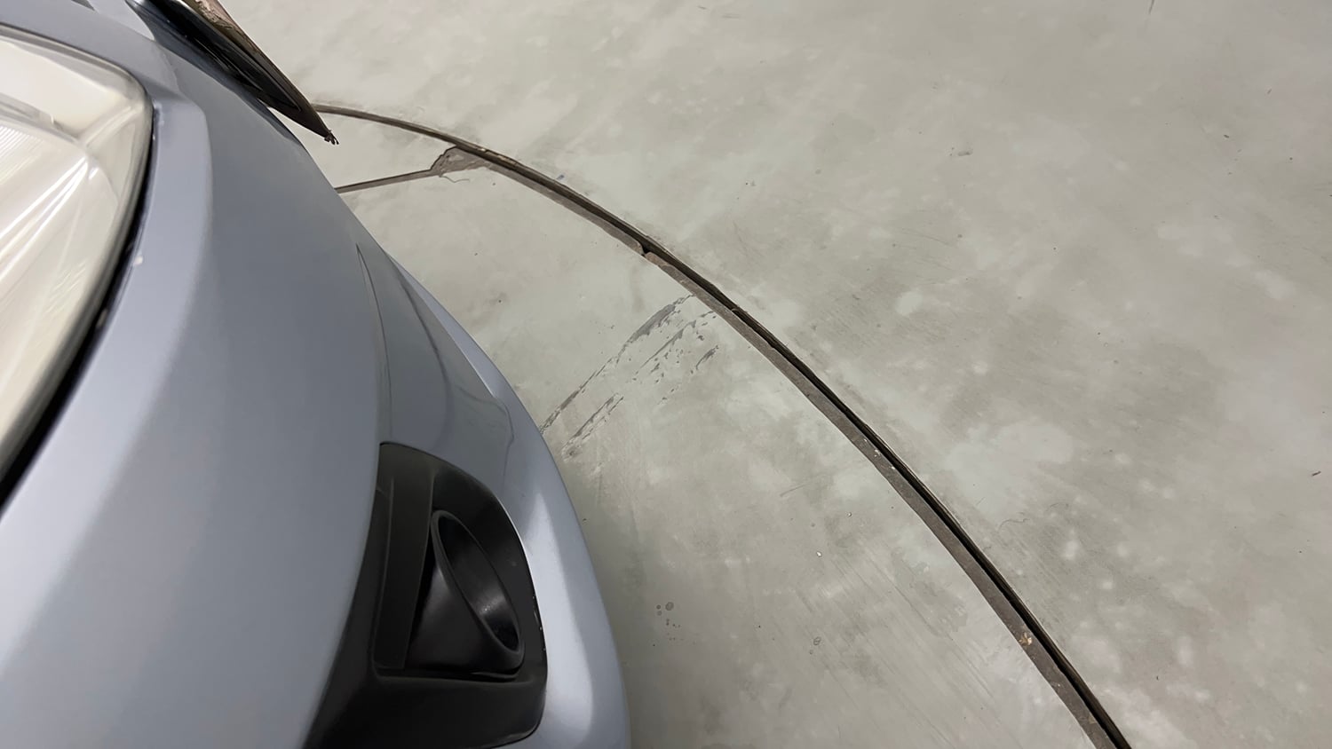 Used 2014 Maruti Suzuki Ertiga ZXi Petrol Manual dents MINOR SCRATCH