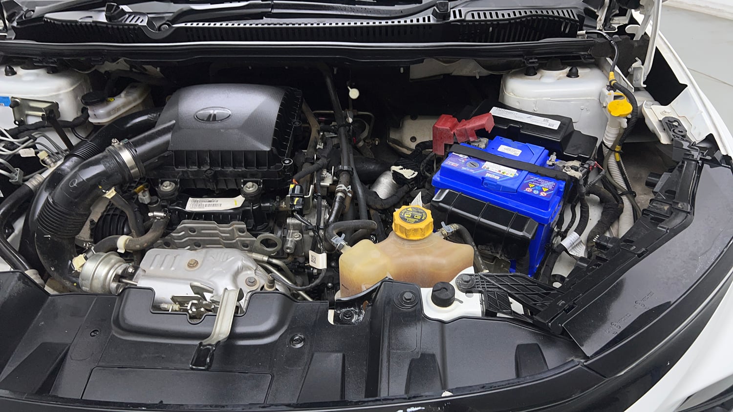 Used 2024 Tata Nexon Smart Plus 1.2 Petrol 6AMT Petrol Automatic engine ENGINE LEFT SIDE VIEW