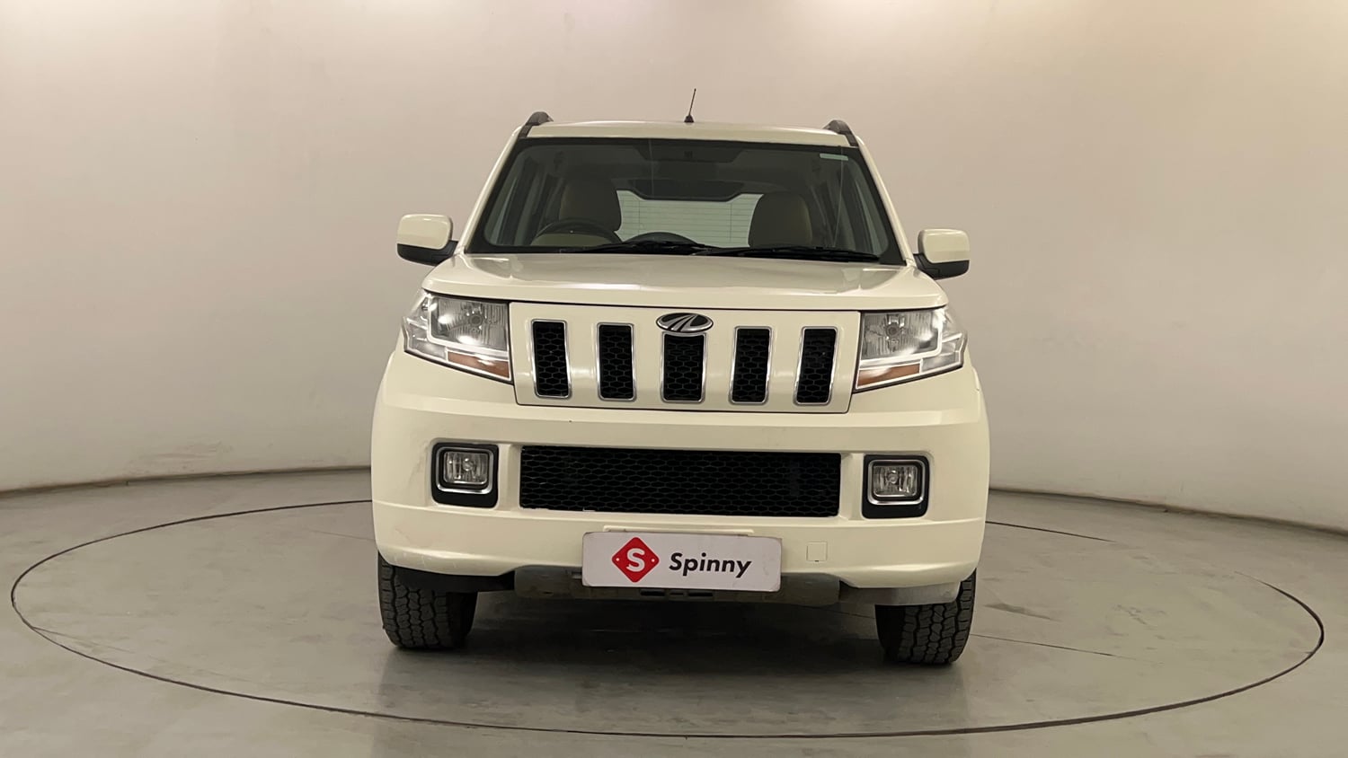 Used 2016 Mahindra TUV300 T8 Diesel Manual exterior FRONT VIEW