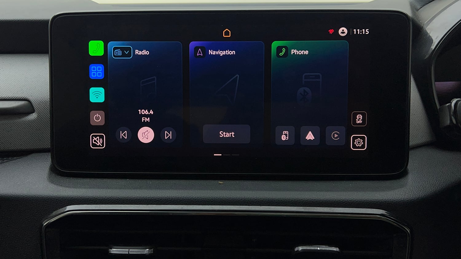 Used 2025 Skoda Kylaq Signature Plus AT Petrol Automatic top_features Integrated (in-dash) music system