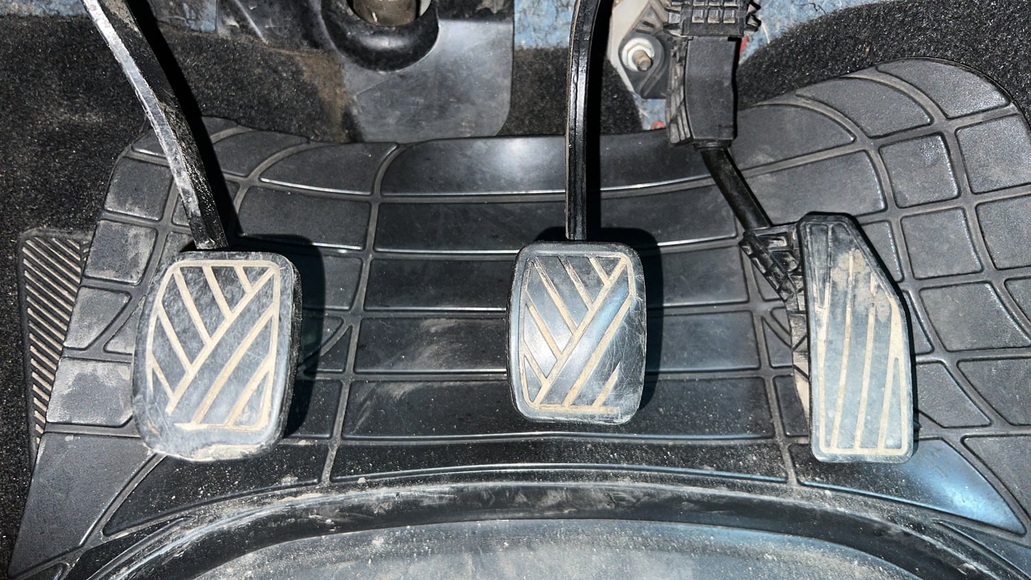 Used 2018 Maruti Suzuki Baleno Delta 1.3 Diesel Manual interior PEDALS VIEW