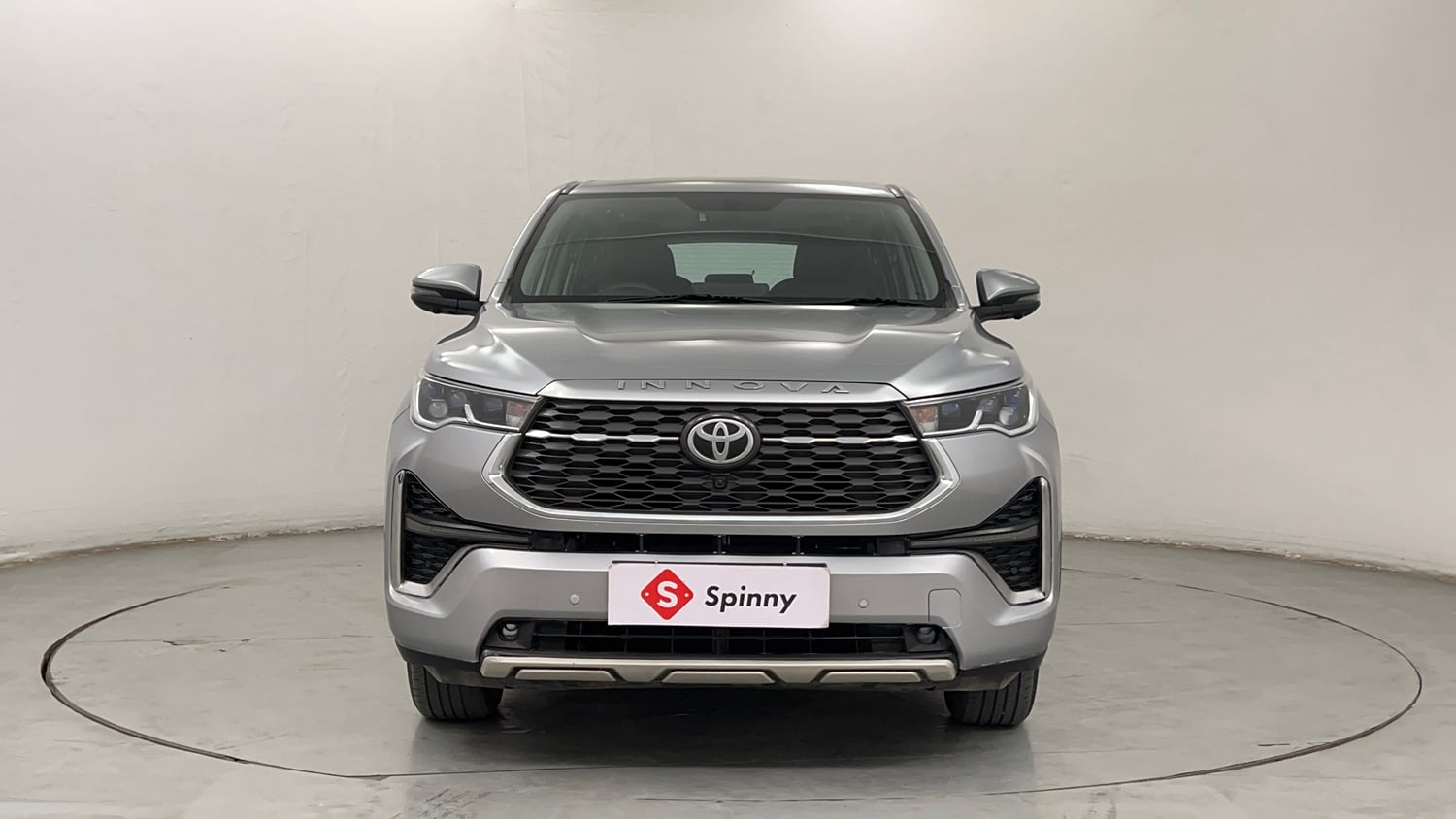 Used 2023 Toyota Innova Hycross VX Hybrid 8 STR Hybrid Automatic exterior FRONT VIEW