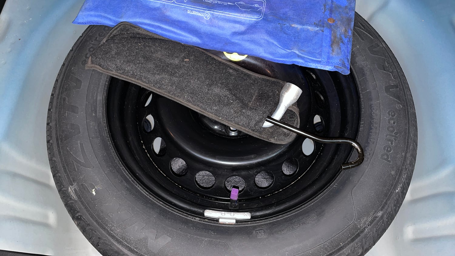 Used 2019 Maruti Suzuki Baleno Zeta 1.2 Petrol Manual tyres SPARE TYRE VIEW