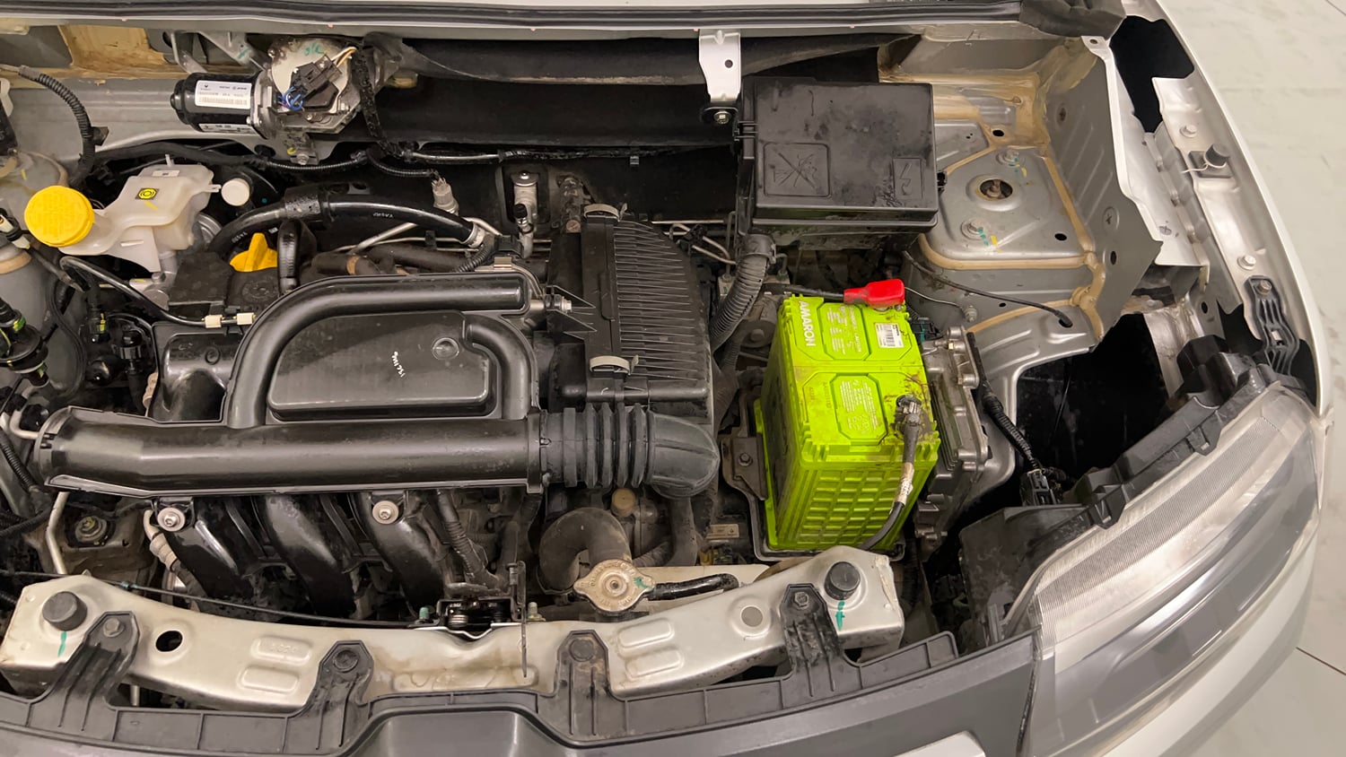 Used 2021 Renault Kwid Neotech RXL 1.0  AMT Petrol Automatic engine ENGINE LEFT SIDE VIEW