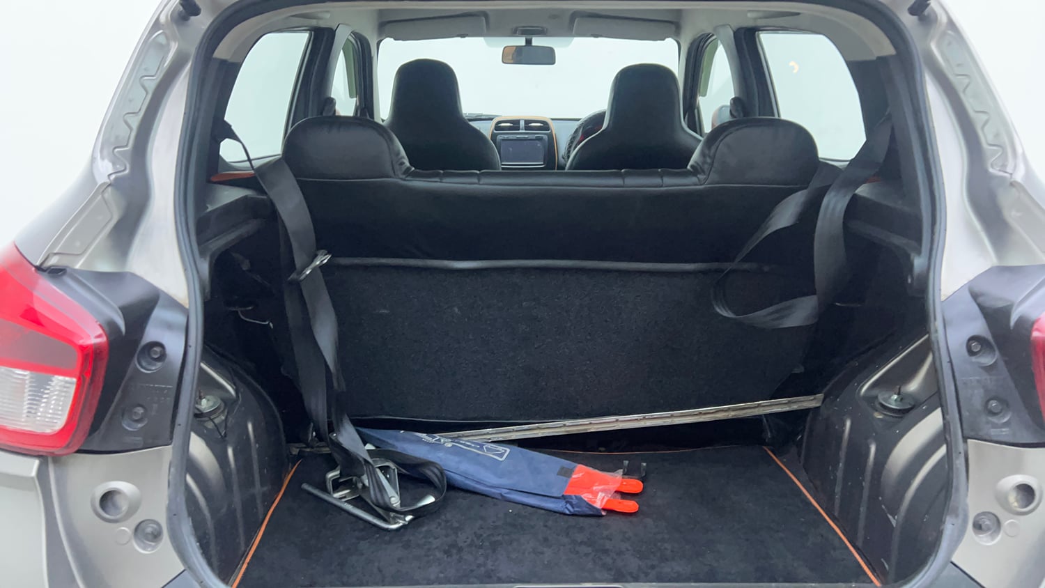 Used 2017 Renault Kwid 1.0 RXT AMT Petrol Automatic interior DICKY INSIDE VIEW