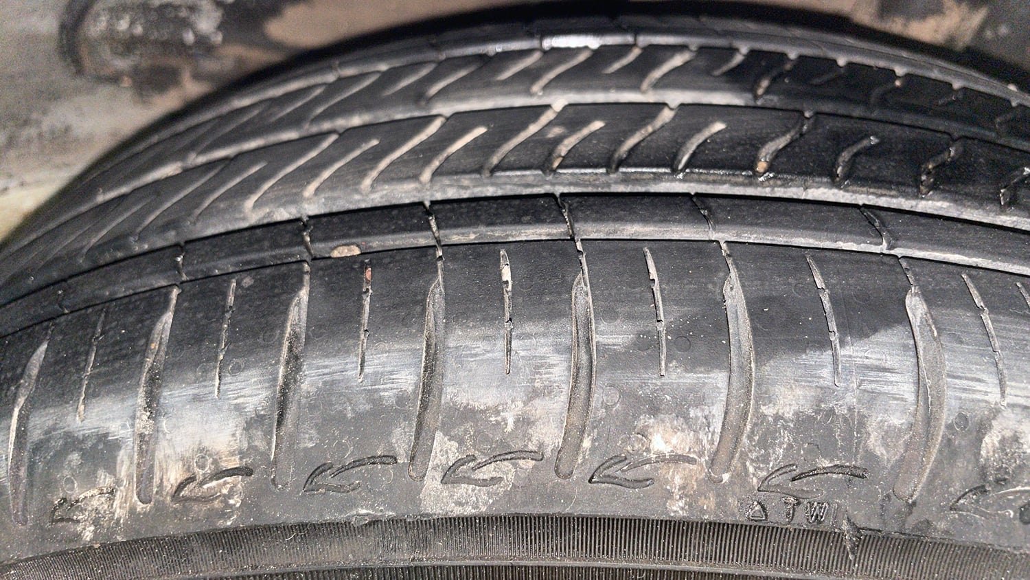 Used 2021 Tata Tiago XZ Plus Dual Tone Petrol Manual tyres LEFT REAR TYRE TREAD VIEW