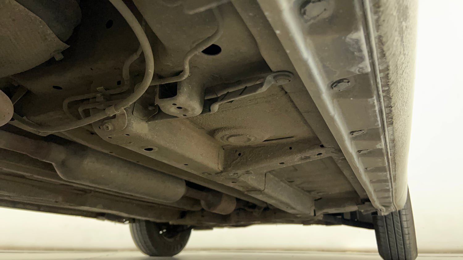 Used 2016 Maruti Suzuki Swift Dzire VXI Petrol Manual extra REAR RIGHT UNDERBODY VIEW